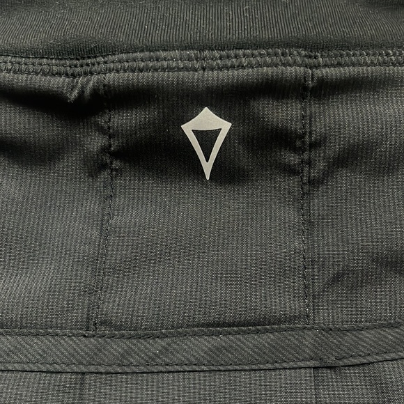 only worn 1 time - Picture 3 of 4